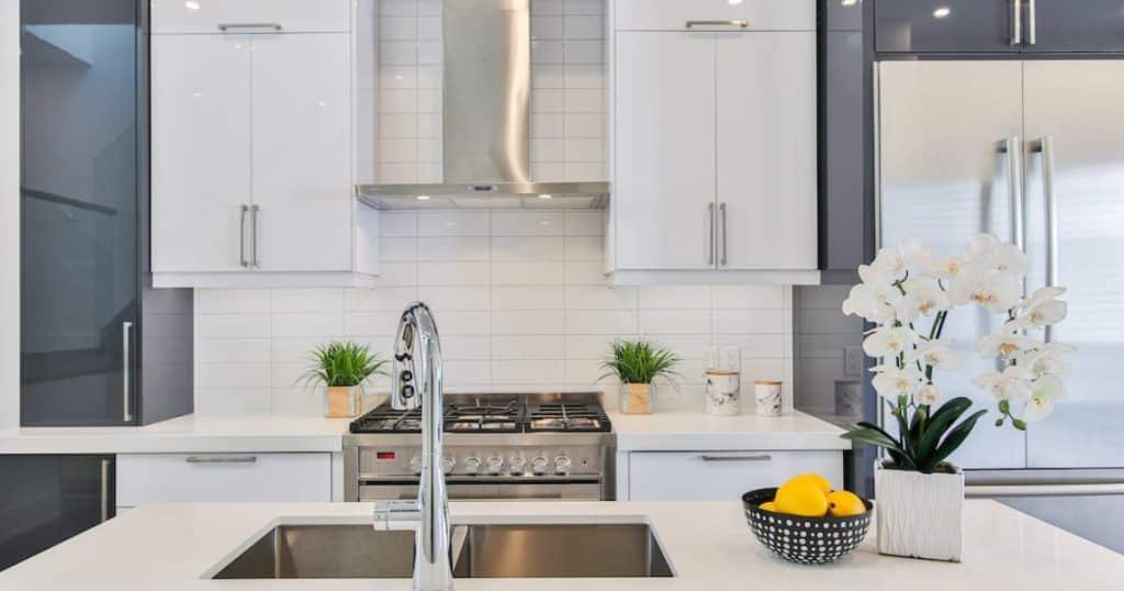 Read more about the article Kitchen Hood Cleaning Frequency: How Often Should You Schedule?